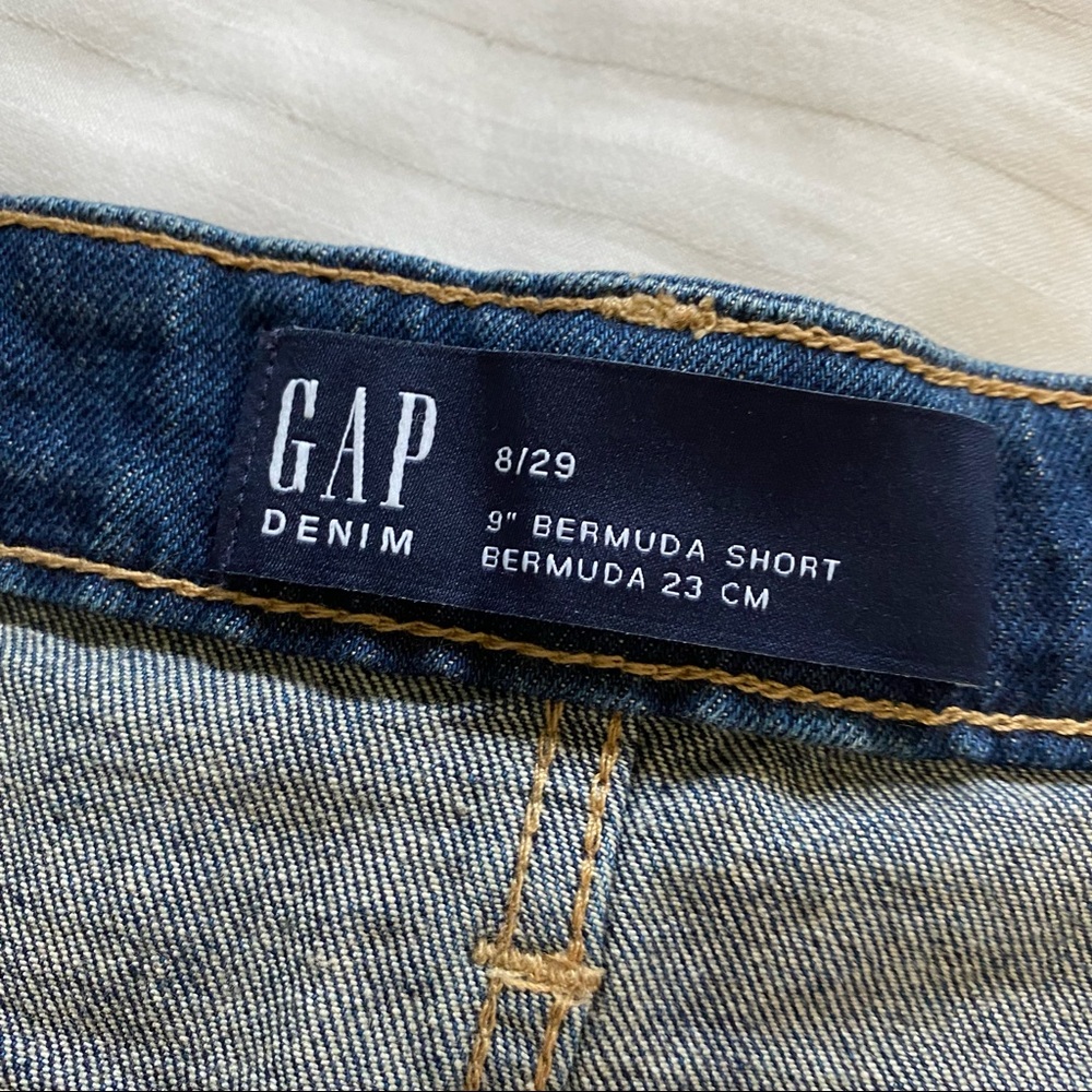 NWOT Gap 9” Bermuda Jean Shorts Indigo Blue size 8 - Picture 9 of 14